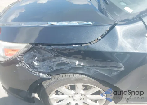 2010 Buick Lacrosse Cxs z USA, uszkodzony, nr VIN 1G4GE5EV4AF162449